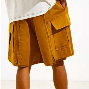 Ajobyajo cargo shorts